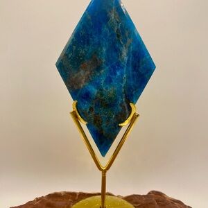 Blue Apatite Diamond and Gold Decorative stand